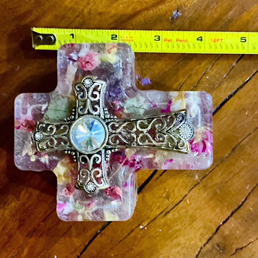 Old Rugged Cross Gift Box - Picture 8 of 14
